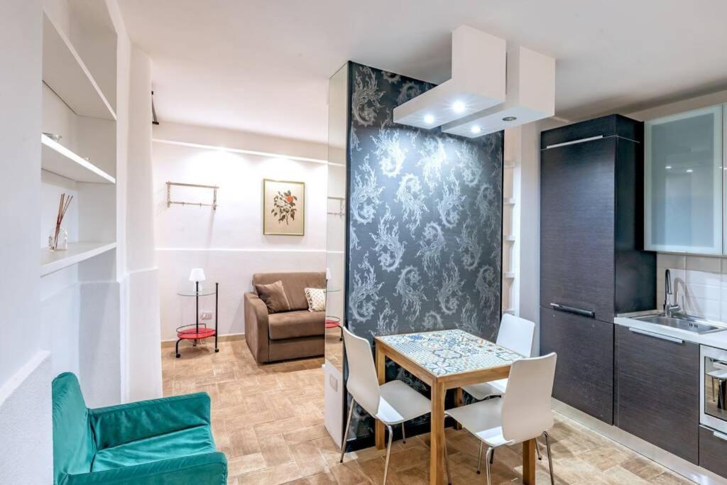 Lovely Apartment Ground Floor Colosseo Wi-Fi Ac Roma Dış mekan fotoğraf